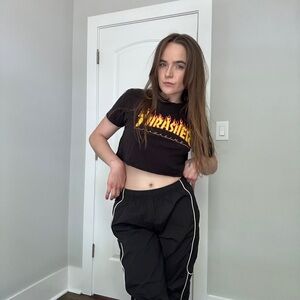 Cropped Thrasher Shirt